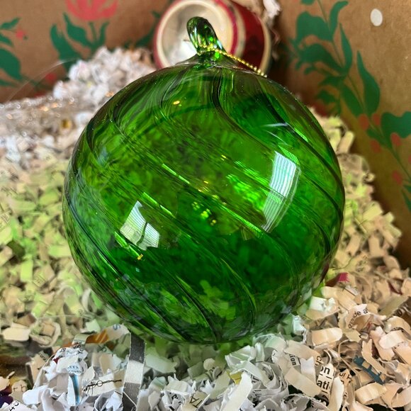 Hand Blown Artisan Green Swirl Large Glass Christmas Ornament 5" - Picture 2 of 3